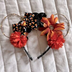 Disney Halloween Ears! Minnie Mouse Halloween Light up ears!